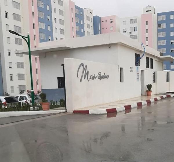 Na foto é possível ver o objeto Appartement F3 localizado na cidade de Douar Kassandji.