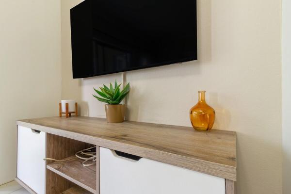 En la foto se muestra el objeto AlimamaSpaces - Rodney's Studio ubicado en la ciudad de Fourways.