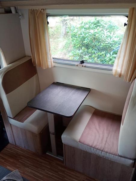 A la foto es mostra l'objecte Nuit insolite en camping-car tout confort situat a la ciutat de Saint-Bomer.