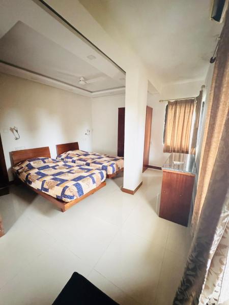 Na zdjęciu widoczny jest obiekt Fully furnished 2BHK apartment near Gokulam położony w mieście Mysuru.