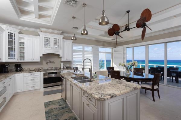 South Bay Beach Club #35 Penthouse - 3 Bedroom 3 Bathroom Unit - Cayman Islands