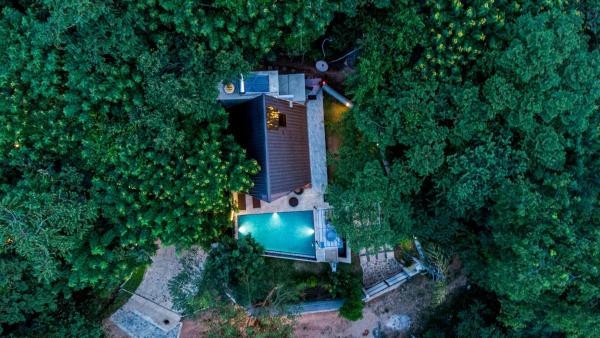 A la foto es mostra l'objecte The Triangle Villa Private Pool situat a la ciutat de Ella.