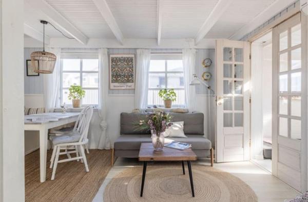 På billedet ses objektet Cozy summer cottage in Hasmark beliggende i byen Otterup.