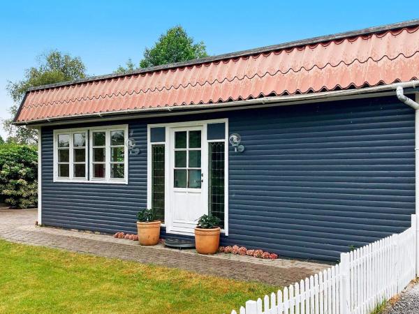 På billedet ses objektet 6 person holiday home in Grenaa-By Traum beliggende i byen Grenå.