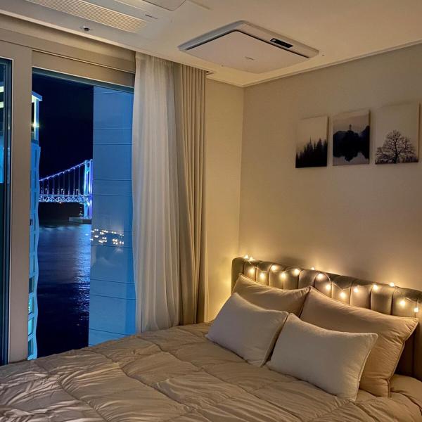 Gwangan Beach Grace apt, Busan