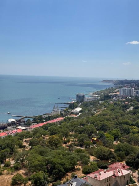 A la foto es mostra l'objecte SeaSky situat a la ciutat de Odessa.