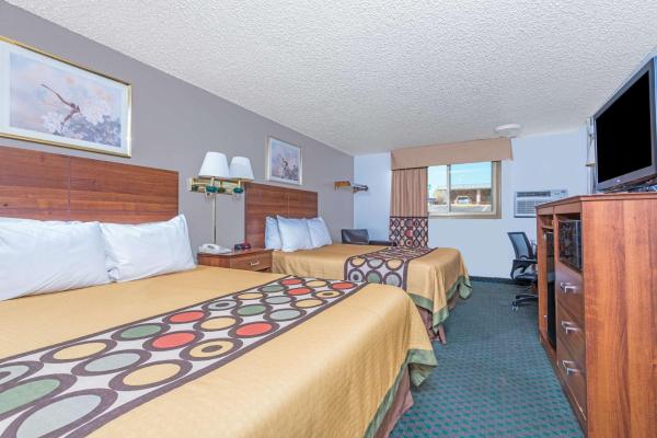 Foto 2: Super 8 by Wyndham Pueblo