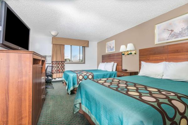 Foto 4: Super 8 by Wyndham Pueblo