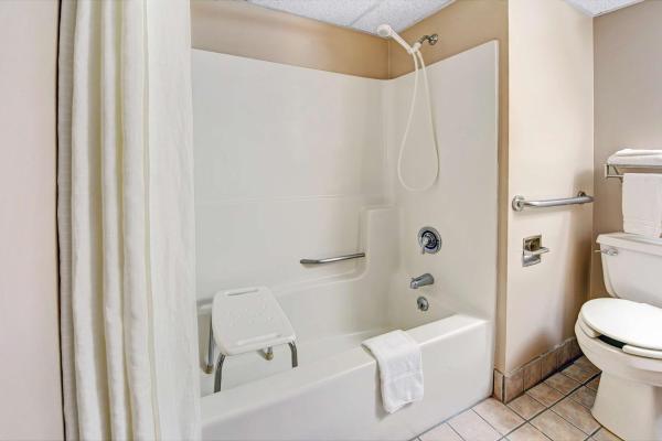 Foto 4: Super 8 by Wyndham Indianapolis Emerson