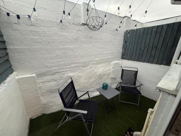 Small, compact and cosy 2 bedの写真2