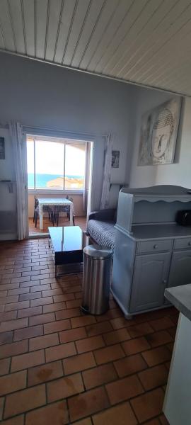 A la foto es mostra l'objecte Sea-facing apartment situat a la ciutat de Fréjus.