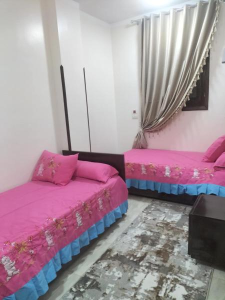 På billedet ses objektet Karnak Apartment beliggende i byen Al Karnak.