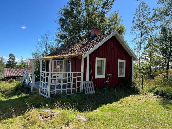 A la foto es mostra l'objecte 2 person holiday home in FäRENTUNA situat a la ciutat de Ekeby.