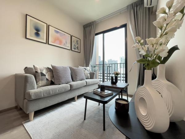 Luxury 2BR︱Fast WiFi︱Walk to Central & MRT Rama 9, Bangkok