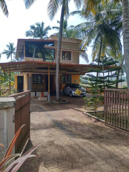 A la foto es mostra l'objecte Sima Homestay situat a la ciutat de Mūlki.