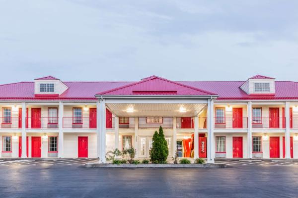 Foto 7: Super 8 by Wyndham Clinton