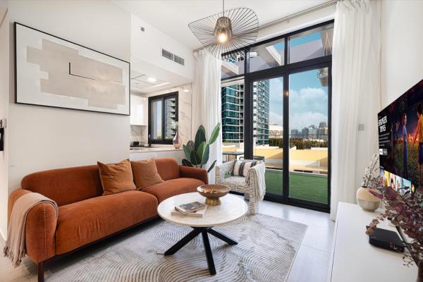 Relaxing & Bright 1BR in JVC with Balcony, Dubai