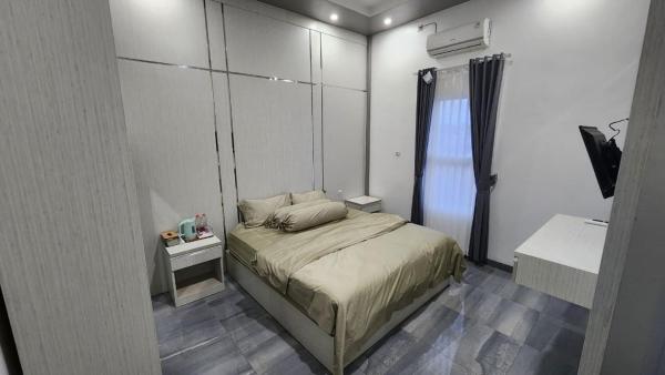 På billedet ses objektet Shafa Guest House beliggende i byen Muaratewe.
