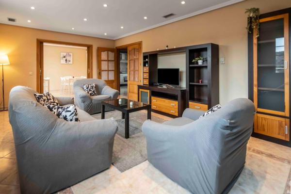 A la foto es mostra l'objecte Acogedora casa en Valdilecha situat a la ciutat de Valdilecha.
