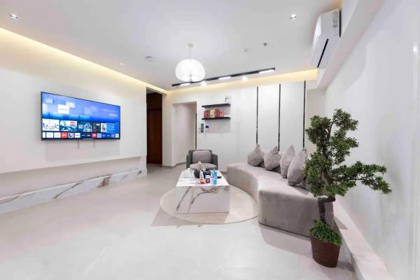 A la foto es mostra l'objecte Cozy and Calm flat in Alwadi Xlll situat a la ciutat de Riad.