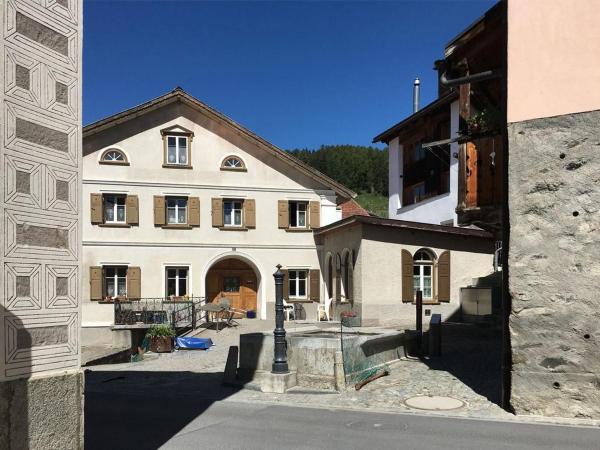 Nella foto è visibile l'oggetto Cajosftan situato nella città di Tarasp.