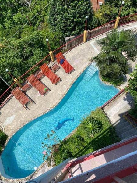 Auf dem Foto ist das Objekt Yellow villa in Gonio in der Stadt Kvariat'i zu sehen.