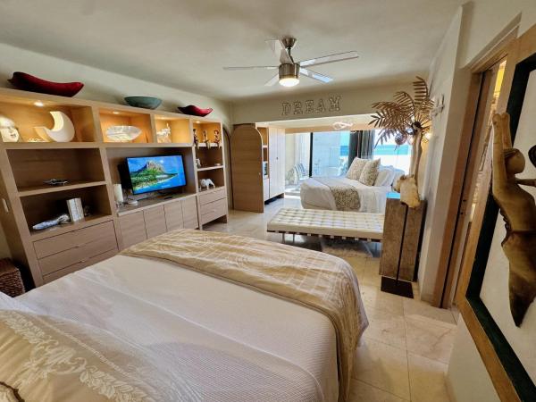 Foto 8: Unit 135 - Beachfront Heaven Ocean Front at Terrasol