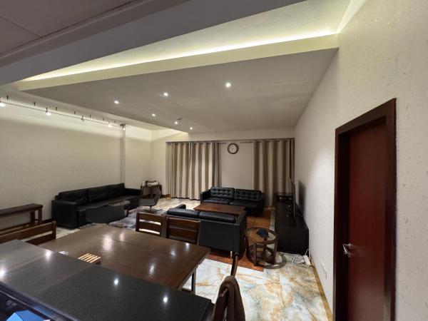 A la foto es mostra l'objecte Stylish 1BR JBR Beachfront situat a la ciutat de Dubai.