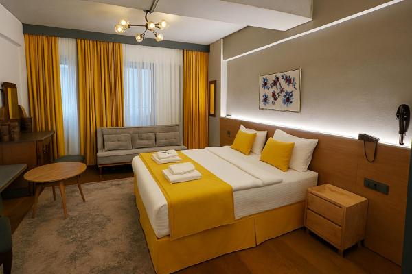 Aleksandr Pera Hotel, Стамбул