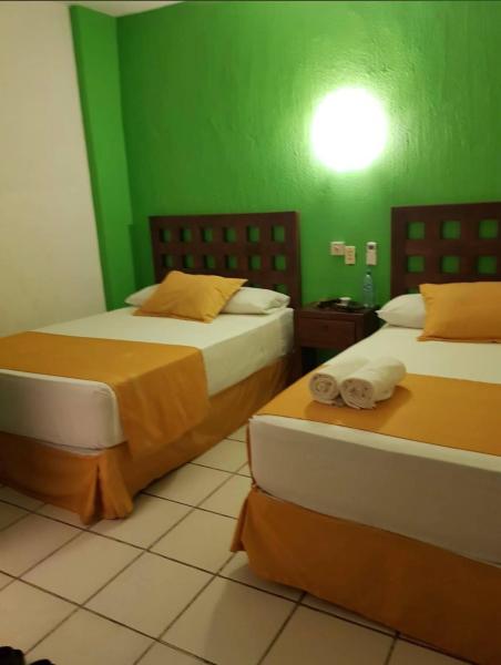 En la foto se muestra el objeto Casa mexicana ubicado en la ciudad de Barra de Navidad.