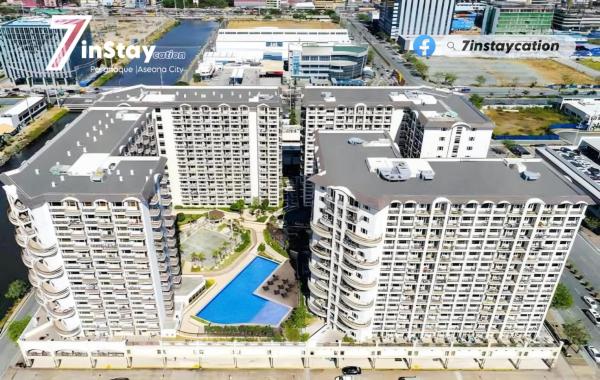 A la foto es mostra l'objecte 1BR Solemare Aseana MOA Okada Ayala Bay Mall COD Paranaque w/WIFI situat a la ciutat de Manila.