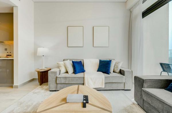Foto 6: TRPS - Farhad Azizi, Al Jaddaf - Premium 1BR, Furnished with Pool View