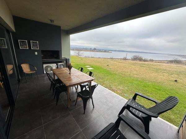 A la foto es mostra l'objecte Puerto del Águila Departamento con vista al lago- The View Luxuary Aparts situat a la ciutat de Potrero de Garay.