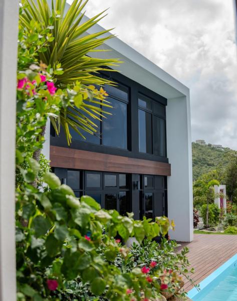 Na foto é possível ver o objeto Villa Odyssea BVI localizado na cidade de East End.