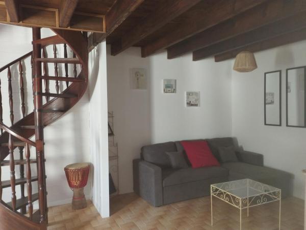 A la foto es mostra l'objecte La fermette de Chandigon situat a la ciutat de Antran.