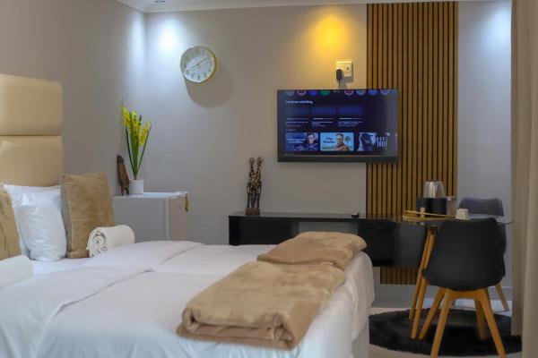 På billedet ses objektet ECO-WILD Luxury Suites beliggende i byen Windhoek.