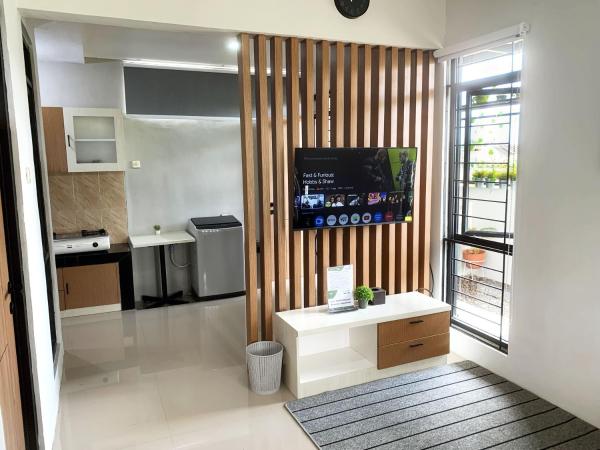A la foto es mostra l'objecte Shakilla House 8 Syariah Panorama situat a la ciutat de Lanjang.