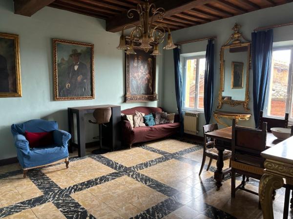 På billedet ses objektet Casa Paola - Pregevole in palazzo storico beliggende i byen Siena.