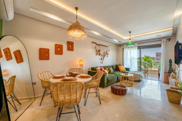 På billedet ses objektet Chic Escape Sunny Terrace Pool Cenima Bed Fiber Wi-Fi beliggende i byen Marrakech.