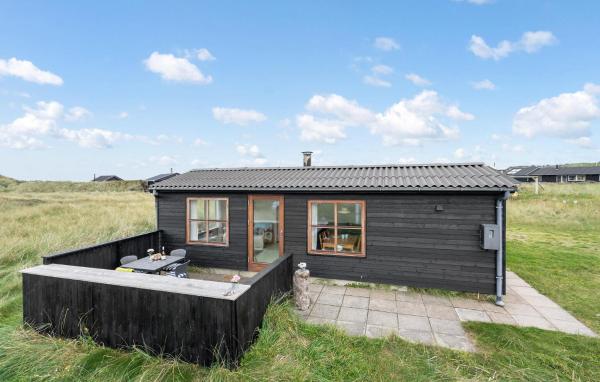 Na zdjęciu widoczny jest obiekt One Bedroom Stunning Home In Hjørring położony w mieście Hjørring.