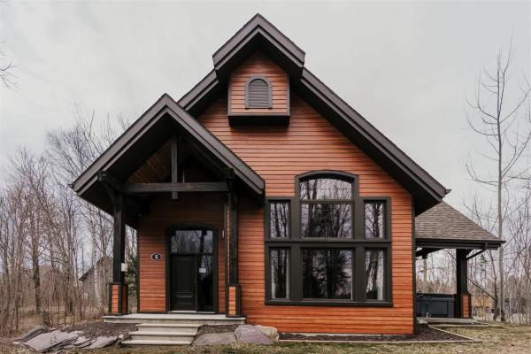 Nella foto è visibile l'oggetto Family Chalet - Le Bosquet situato nella città di Scott.