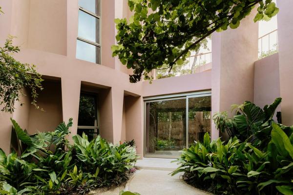 A la foto es mostra l'objecte Aflora Quartz Loft Beach Club Access situat a la ciutat de Tulum.