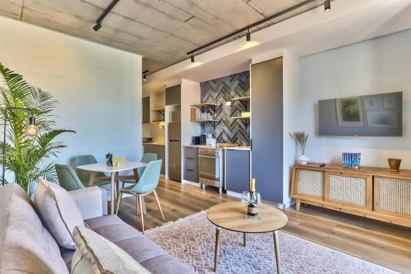 Kuva 1: Secure studio, Sea Point Gem near promenade!
