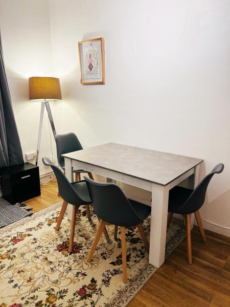 Bilde 8: Spacious Flat with 2 to 3 Bedrooms - Central London