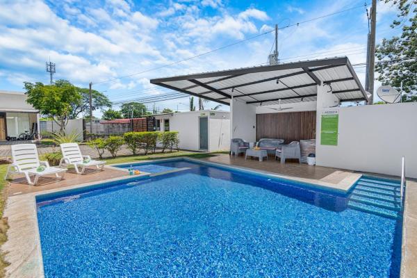 A la foto es mostra l'objecte Jacó Condo 2 BR, Pool & families situat a la ciutat de Jacó.