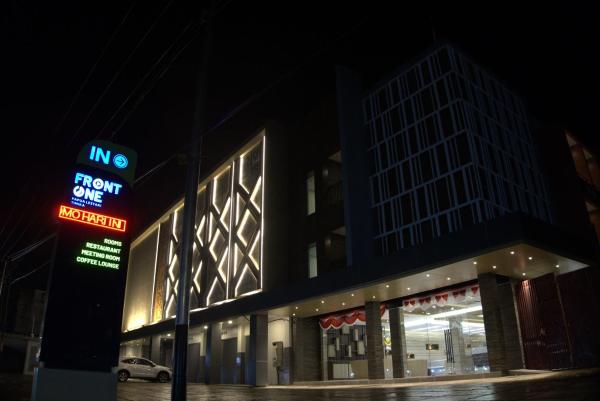 A la foto es mostra l'objecte Front One Hotel Papua Lestari situat a la ciutat de Timika.