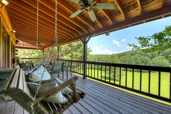 A la foto es mostra l'objecte Meadow Creek situat a la ciutat de Morganton.