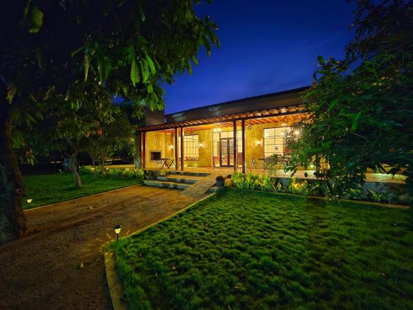 Angirasa Luxury Camping - Maharashtra