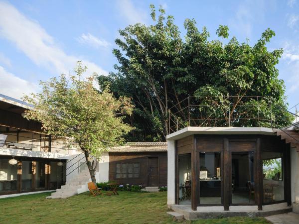 A la foto es mostra l'objecte Dali Healing Yard 喜洲禾隐星登 situat a la ciutat de da.