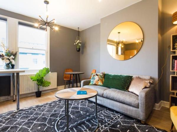 Apartment Lena Gardens 2 Bed by Interhome, Londres